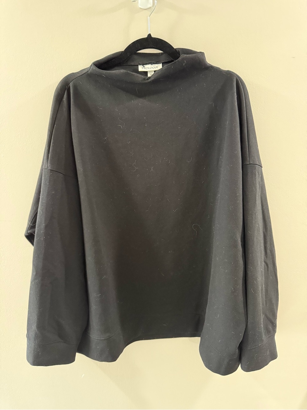Prologue Black Oversized Pullover Sweatshirt
